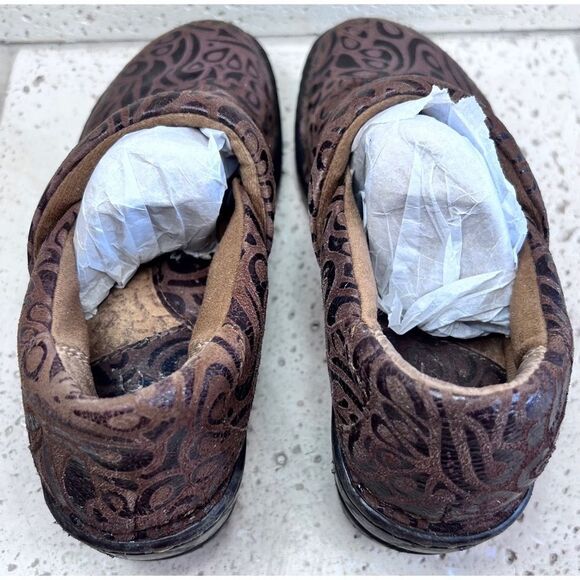 BOC BORN WOMENS Clogs, PEGGY Brown TOOLED SHOES SIZE 6 - Picture 9 of 12